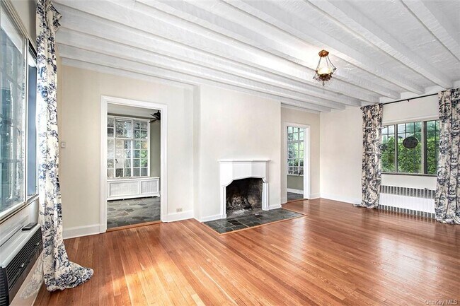Building Photo - 30 Ardell Rd