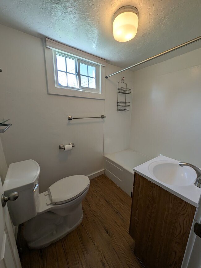 Foto del edificio - AAJ903