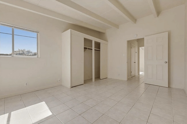 Foto del edificio - 1448 Modoc Ave
