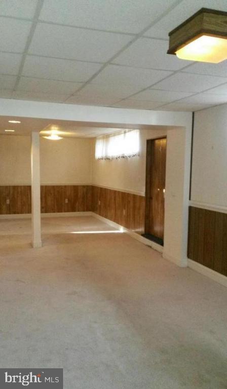 Building Photo - 10213 Rodgers Rd