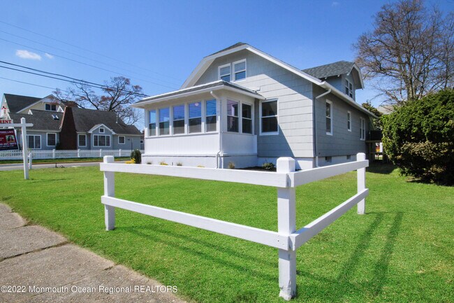 Foto del edificio - 215 Baltimore Ave