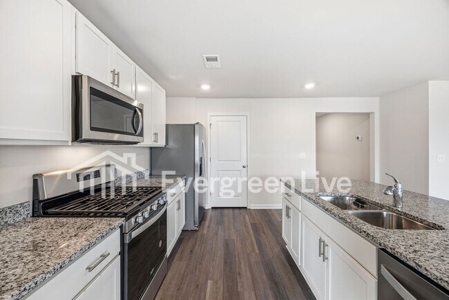 Foto del edificio - Coming Soon!