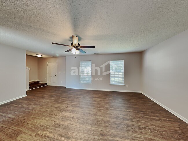 Building Photo - 1333 Harland St