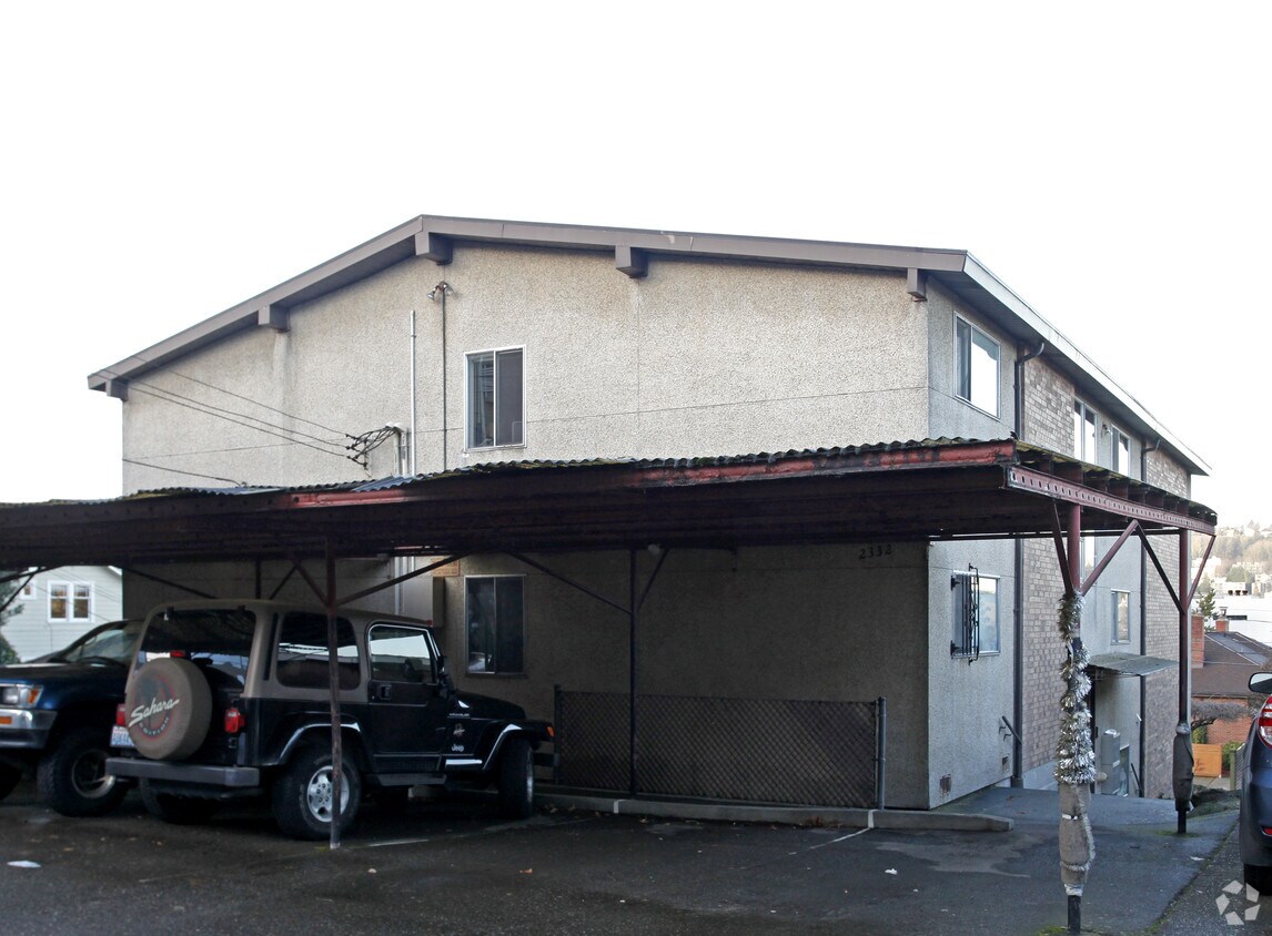 Building Photo - 2332 Minor Ave E