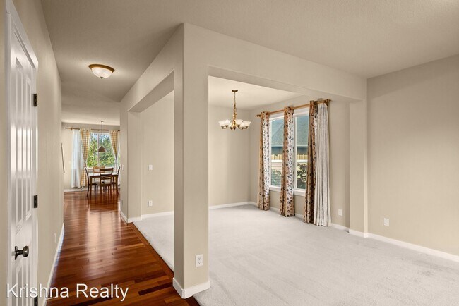 Foto del edificio - 4 br, 2.5 bath House - 5115 NW 127th Terrace