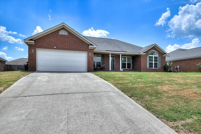 Building Photo - 1828 Heathers Way