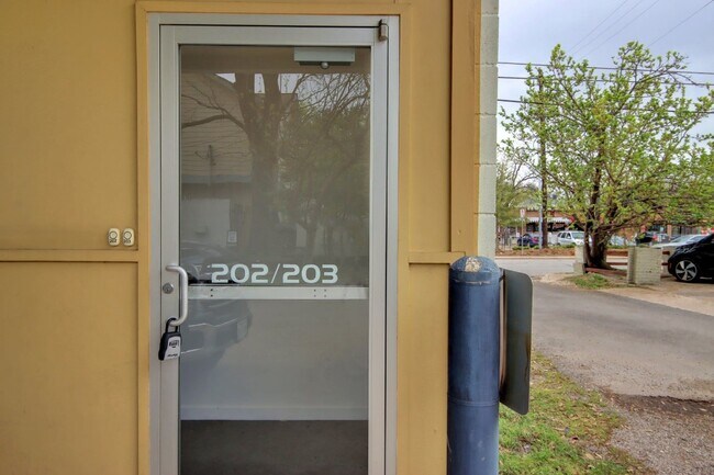 Foto del edificio - 508 E 53rd St