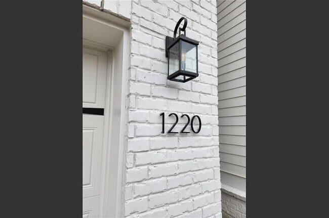 Foto del edificio - 1220 Walden Xing