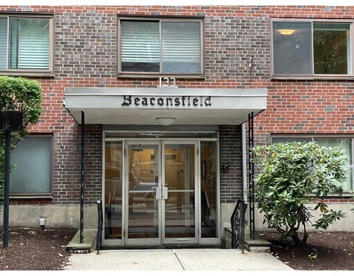 Primary Photo - 133 Beaconsfield Rd