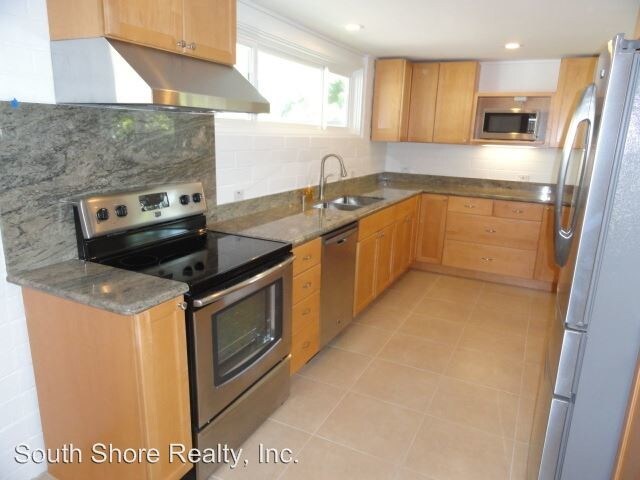 Building Photo - 4 br, 3 bath House - 4365 Aukai St.