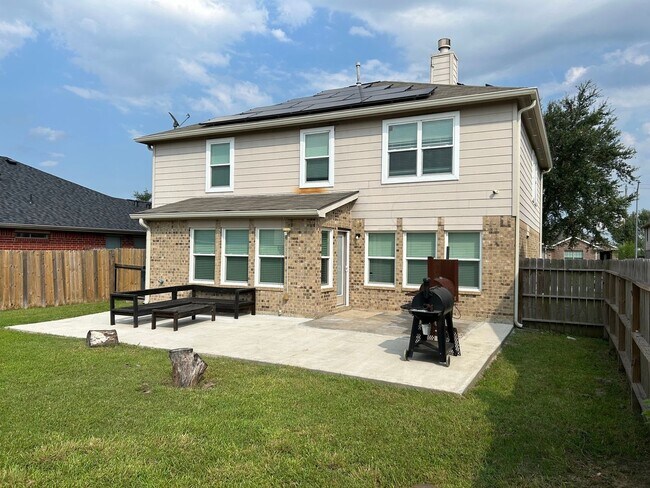 Foto del edificio - 3 Bedroom Single Family Home in Houston