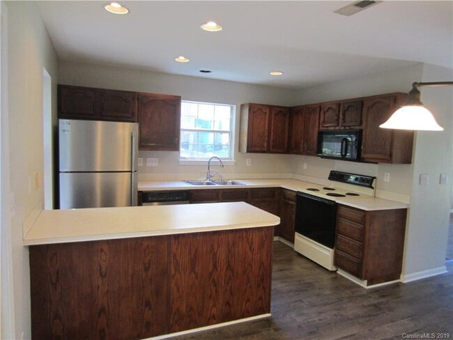 Building Photo - 9124 Arbourgate Meadows Ln