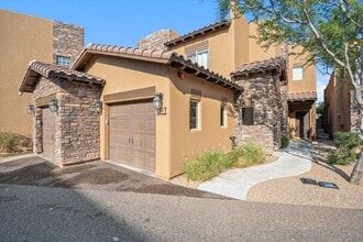 Building Photo - 6145 E Cave Creek Rd