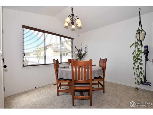 Building Photo - 1113 78th Ave