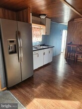 Building Photo - 9751 Winchester Ave