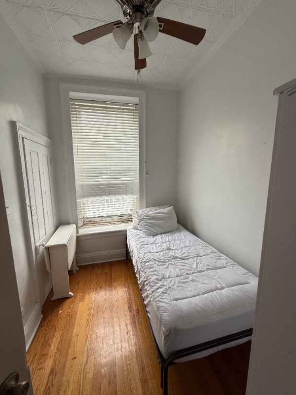 Photo - 249 Manhattan Ave (Brooklyn, NY)