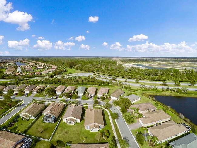 Building Photo - 9563 SW Flowermound Cir