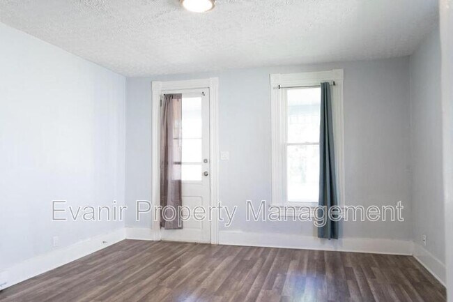 Building Photo - 428 Kercher St