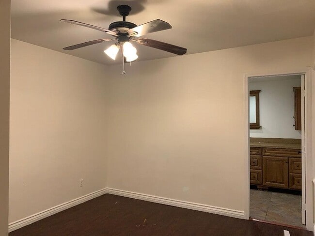 Building Photo - 18233 Welby Way