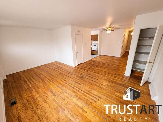 Building Photo - 2 bedroom apartment in NE Philadelphia