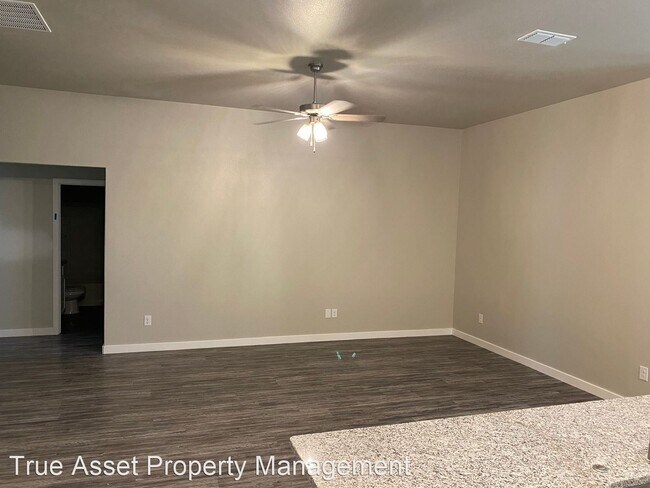 Foto del edificio - 3 br, 2 bath House - 2007 136th St