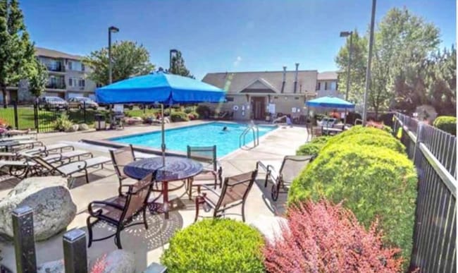 Building Photo - 22855 E Country Vista Dr