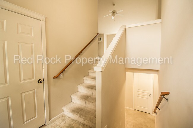 Building Photo - 10020 E Upriver Dr