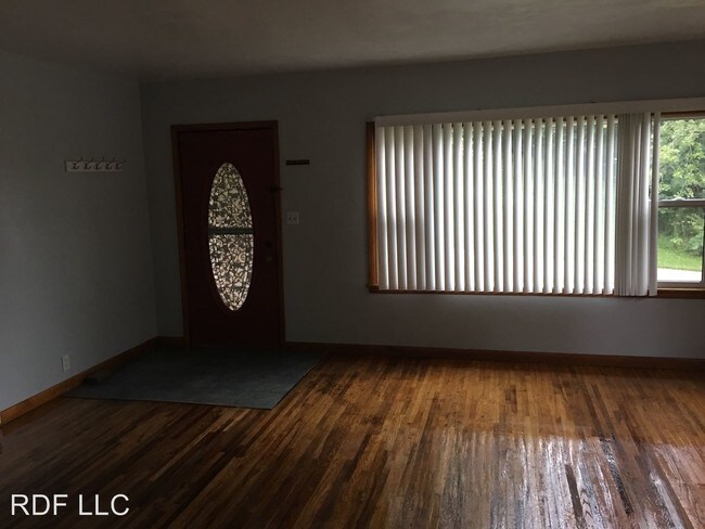 Building Photo - 3 br, 2 bath House - 18150 N. Spencer Road