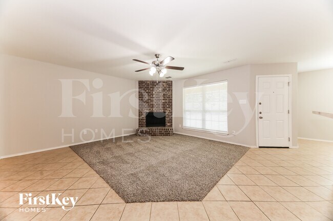 Foto del edificio - 2708 Beverly Dr