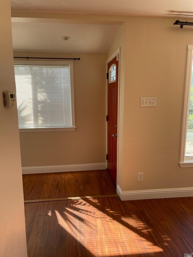 Building Photo - 227 Navone St