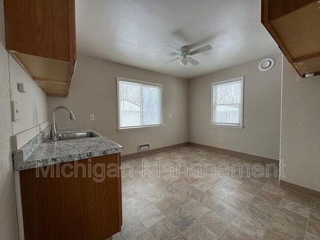 Foto del edificio - 26431 Monticello St