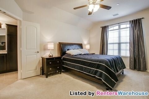 Foto del edificio - 6529 Rutherford Rd