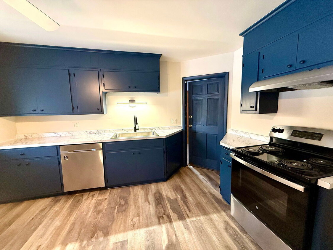 Foto principal - 33 Grandview Dr