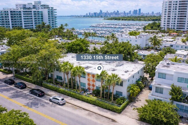 Foto del edificio - 1333 15th St