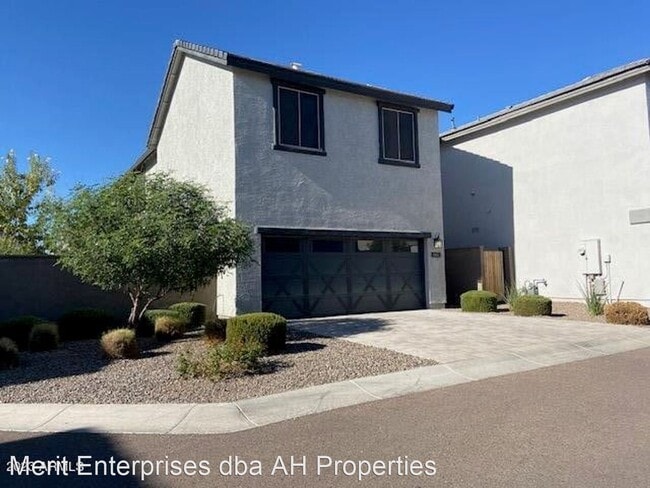 Foto del edificio - 3 br, 2.5 bath House - 2059 W DESERT HOLLO...