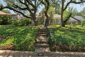 Building Photo - 1811 Alta Vista Ave