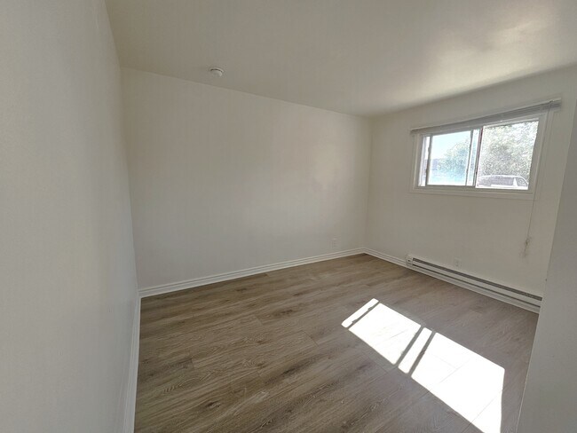 Photo du bâtiment - 19 Wellington St