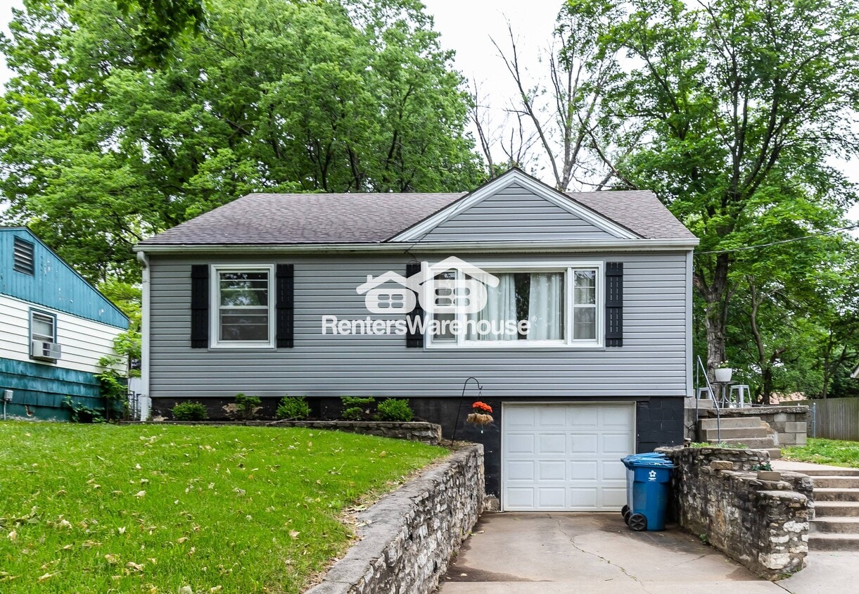 Primary Photo - 5531 NW Venetian Dr
