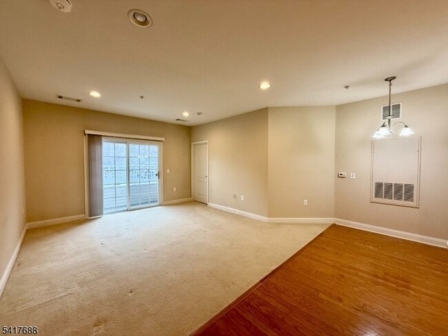 Building Photo - 2214 Ramapo Ct