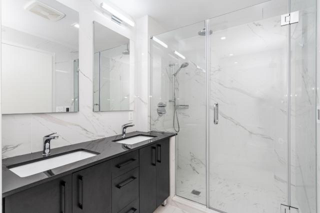 Foto del edificio - 2 bedroom in BRONX NY 10463
