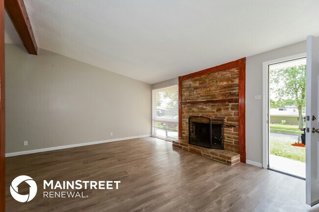 Foto del edificio - 1722 Ridgewood Dr