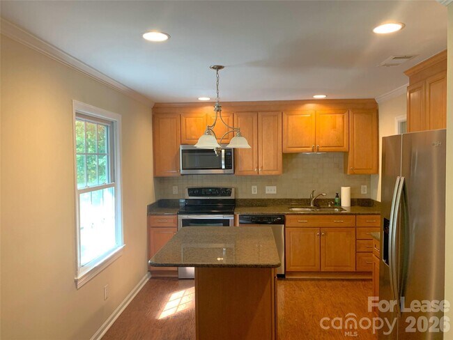 Foto del edificio - 1114 Glenshannon Rd