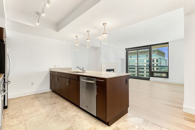 Foto del edificio - Downtown Bellevue Luxury 2 Bedroom 2 Bath ...