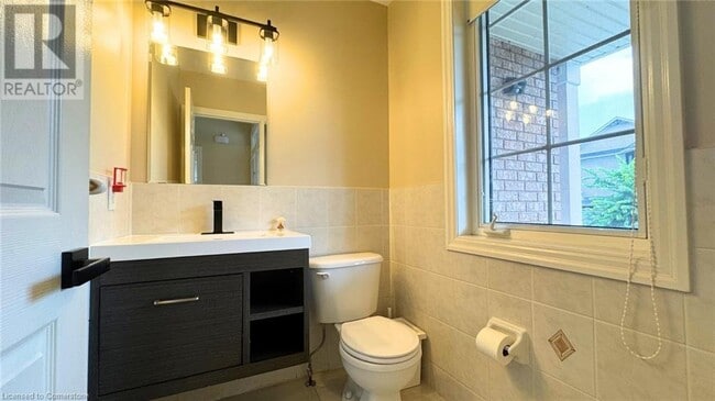 Building Photo - 2295 Avalon Dr