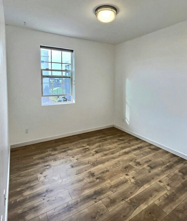 Foto del edificio - 475 Tailoff Ln