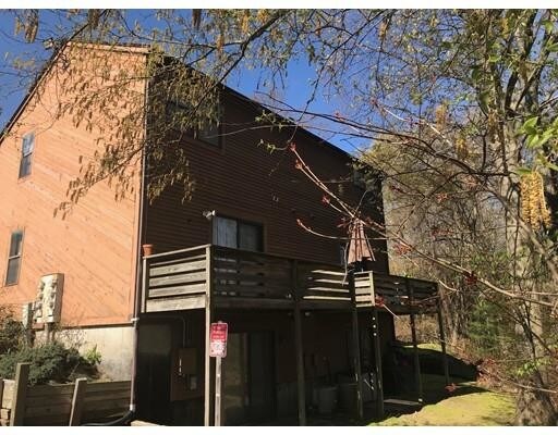 Building Photo - 54 Indian Leap St