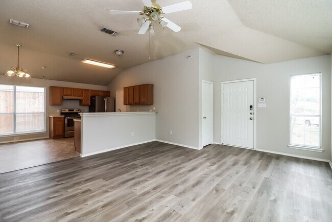 Foto del edificio - 10662 Flamewood Dr