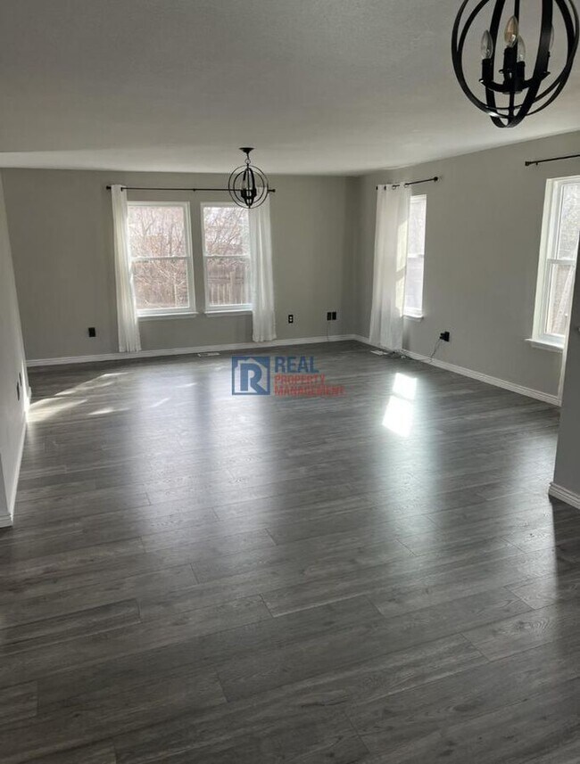 Foto del edificio - 502 Mallard Dr