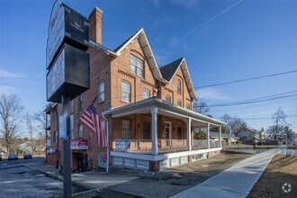 Building Photo - 74 North St