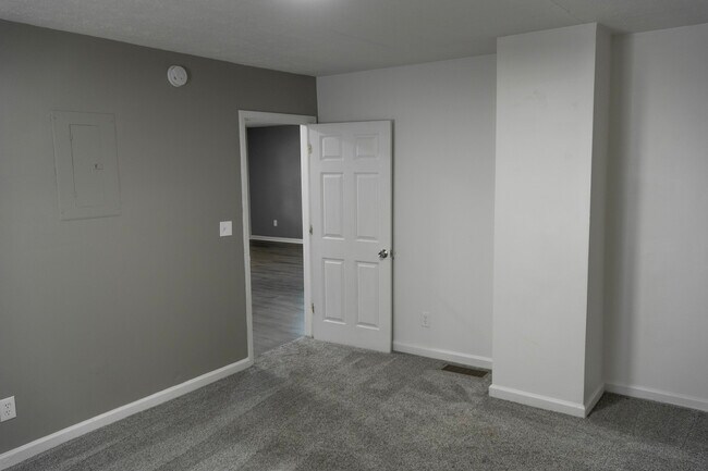 Foto del edificio - 412 E Market St
